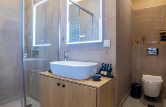 Omega Suites 31 - Photo 26