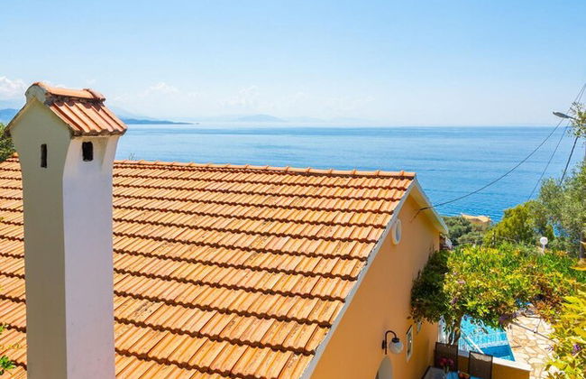 Villa Elia Large Private Pool Walk to Beach Sea Views A C Wifi Car Not Required - 1978 - Foto 44