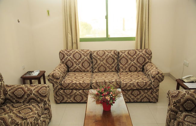 Gulf Hotel Apartment - Photo 7