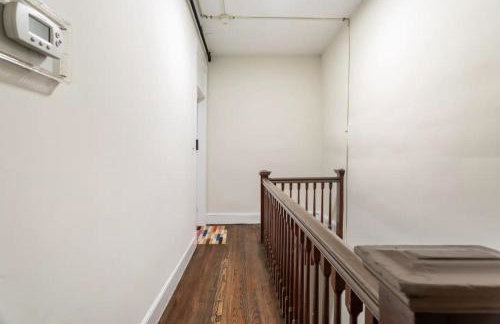 Fun & Funky 2BR in Downtown Princeton - Photo 31