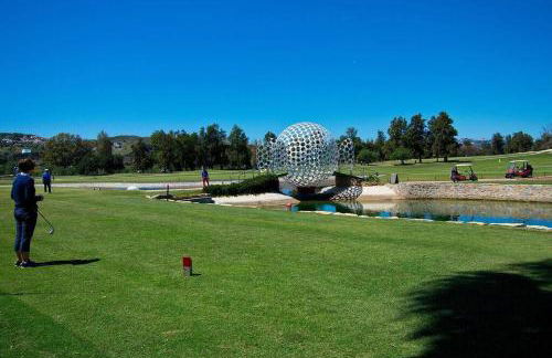 Spectacular Apartment in Matchroom Country Club - Photo 22