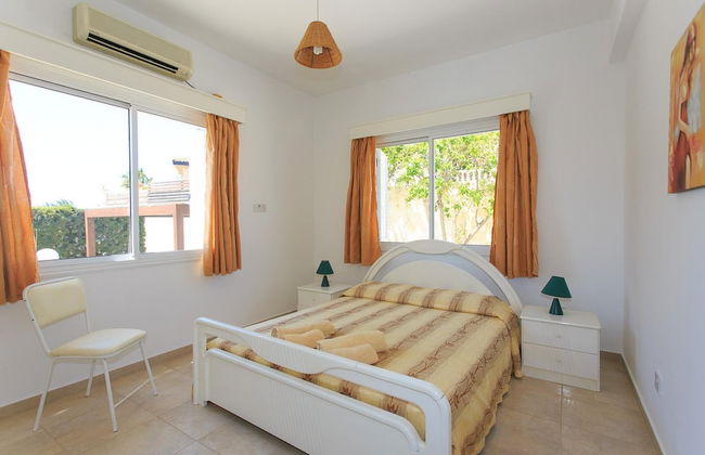 Villa Lela Pente Large Private Pool Walk to Beach A C Wifi Car Not Required Eco-friendly - 2167 - Foto 20