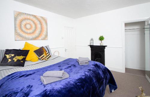 Spacious 3 to 4 Bed 3 Floor House Close to City Center Shops Restaurants and Parking Nearby - Foto 31