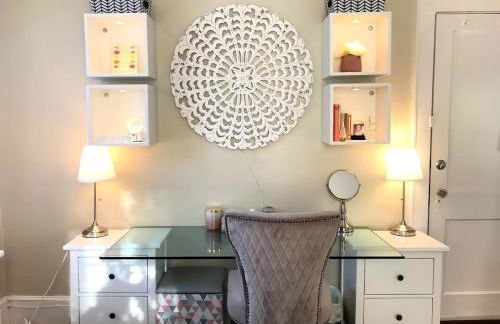 Bella room near downtown Train I-95 & beaches - Foto 8