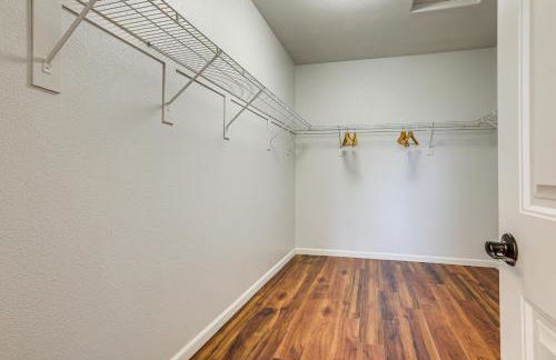 7 Mi to Dtwn Home with Fenced Yard in Roseville! - Foto 18