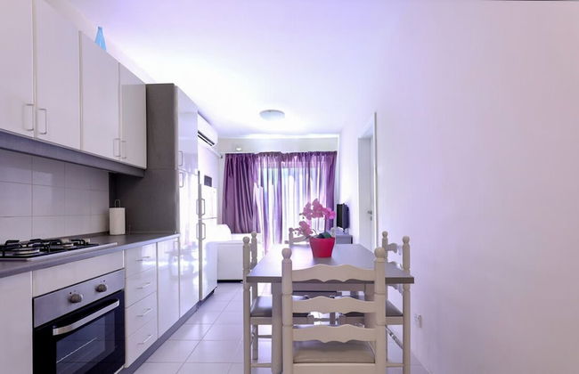 Seaside 2 Bedroom Apartment With Side Sea Views - Foto 9