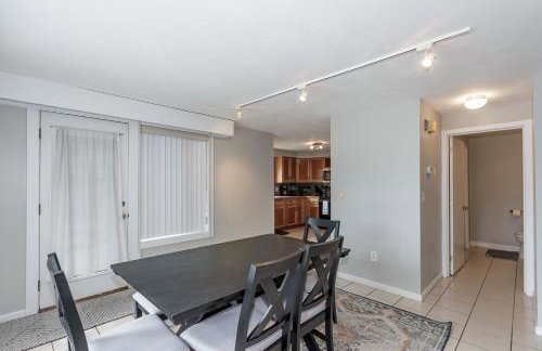 3 bed 2 bath pet friendly townhome - Foto 3