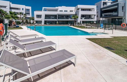 Luxurious South-facing 2 BDR Penthouse Vanian Gardens Estepona with Seaview - Gaya Alegia I - Photo 22