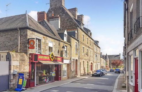 2 Bedroom Awesome Apartment In Antrain - Photo 12