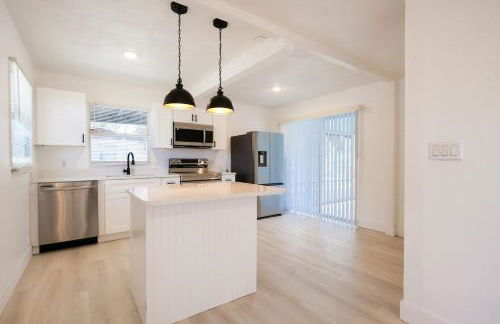 Cozy Little Villa in the Heart of Cocoa POOL HOUSE - Foto 41