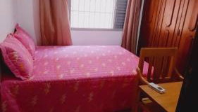 CASA - 3 quartos com ar - garagem para 3 carros - Foto 4