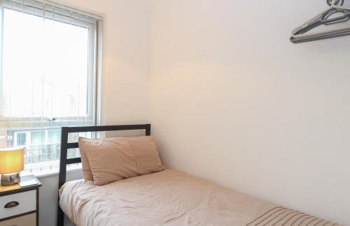 102 Waterside Park - Photo 8