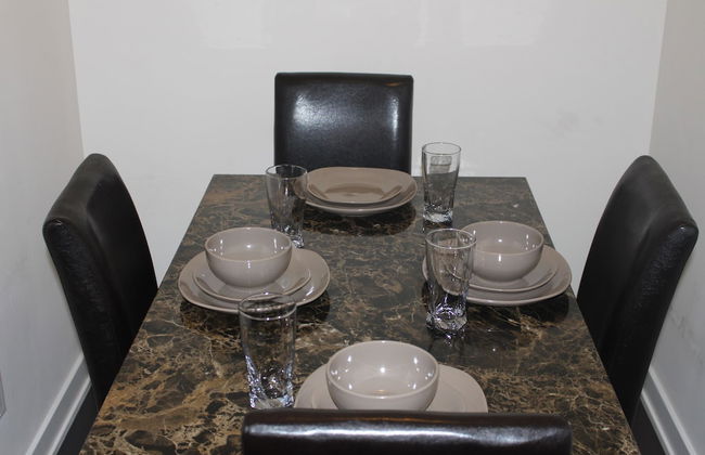 Custom Luxury Suite - By Elite Suites - Photo 13