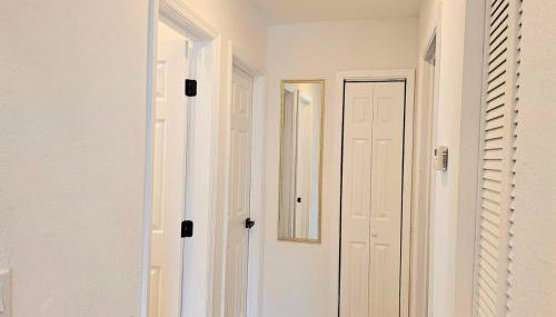 Modern 3BR Home Near Holycross Hospital - Foto 3