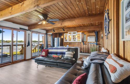 Cozy Cottage-hot tub-scenic views & private dock - Foto 5