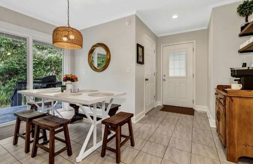 Spacious Mountain Retreat with Bonus Game Room Near Asheville, Barnardsville, NC - Foto 37