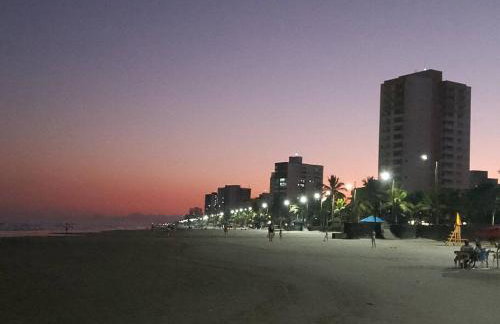 Kitnet Centro Mongaguá Beira Mar - com garagem - Foto 19