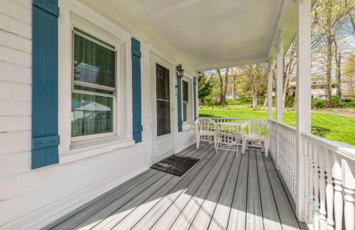 Cozy Milford Cottage on Half Acre w Deck & Grill - Foto 16