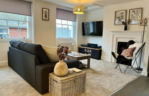 Charming 2B Georgian Flat in Historic Tring - Photo 6