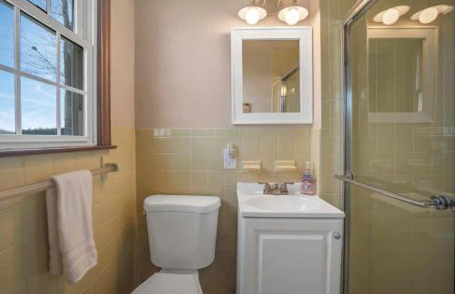 Private Waterfront Home: Dock, Kayaks - Foto 14