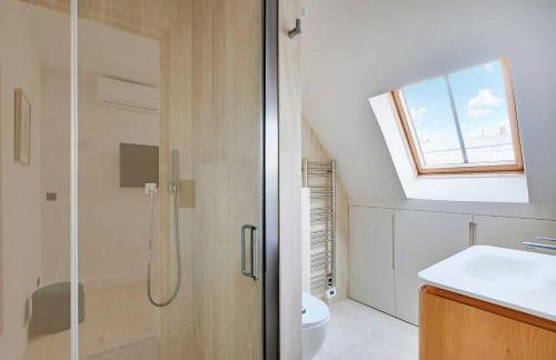 Apt a c 1BR 2P - Saint-Lazare Les Champs Elysée - Foto 15