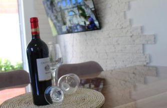 "Heaven on earth" with pool - Photo 19