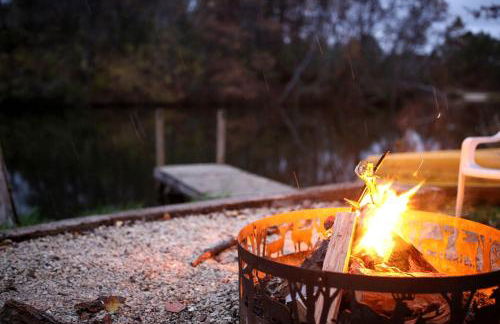 Family-Friendly Cabin Rental on a Private Lake near Wisconsin Dells - Photo 23