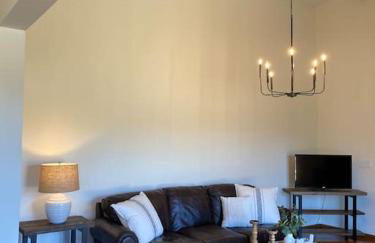 Dave & Susie's Place Across from Notting Hill Farm! - Foto 4