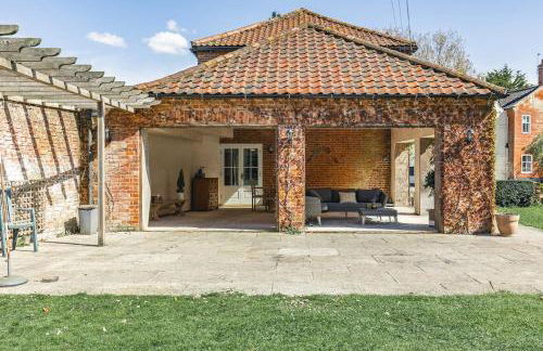 Stylish Coach House Retreat - Foto 31