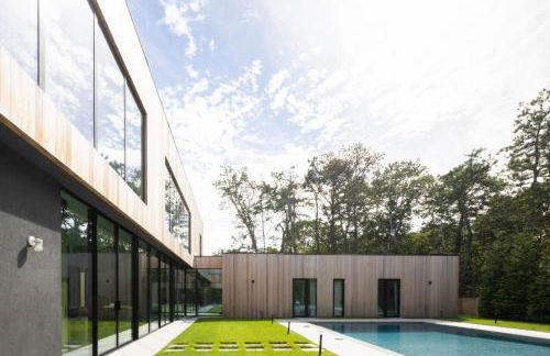 Blue Jay Villa by Rove Travel - Luxe Home with Pool - Foto 31