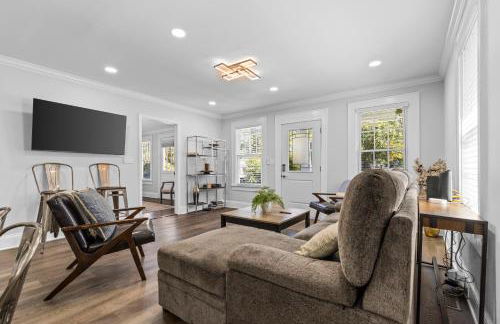 4BR Bright and Modern - Close to Everything - Foto 1