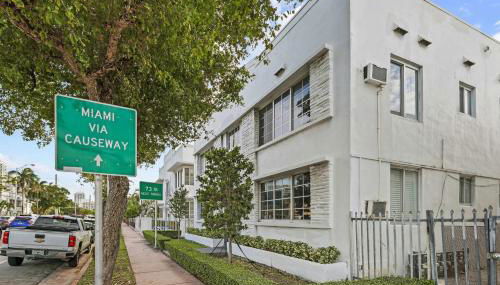 Modern Miami Beach Apt King & Sofa Bed Comfort - Foto 5