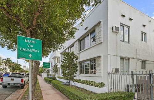 Modern Miami Beach Apt King & Sofa Bed Comfort - Foto 5