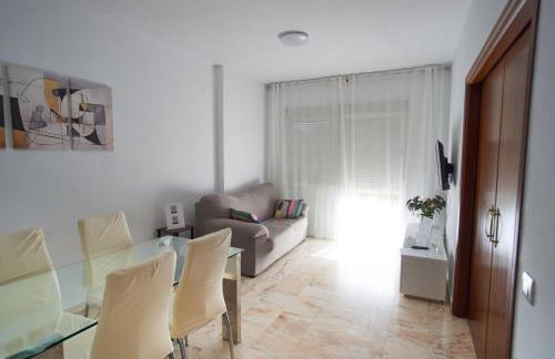 Apartamento con piscina solo en temporada - Foto 4