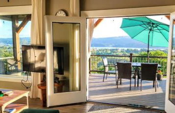 Panoramic River Views - Nature Framed in Every Window - Photo 6