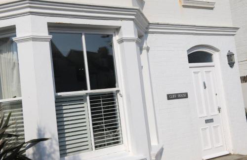 Cliff House - Photo 33