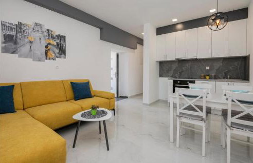 Awesome Home In Veliki Prolog - Foto 7