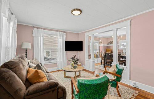 Eclectic Bungalow in the Heart of Royal Oak - Foto 22