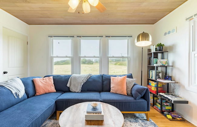 Swan Lake Cottage by Avantstay Views + Firepit - Foto 5