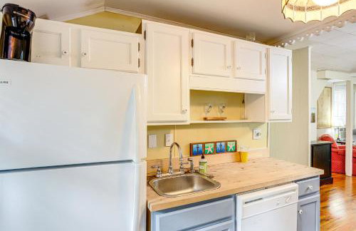 Walk to Lake Historic Lakeside Marblehead Cottage - Foto 10