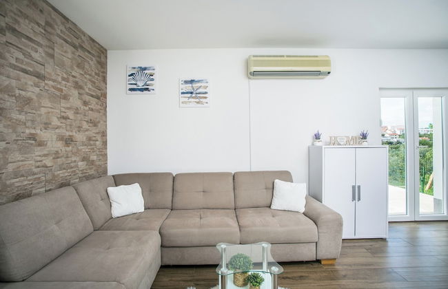 Modern House W.large Garden & Children Playground - Foto 12