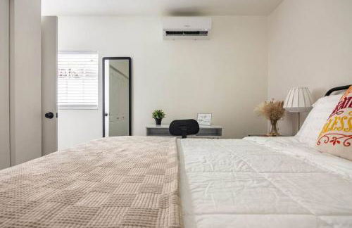 Sleeps 3, Cozy, Boho Style, in the heart of Miami -free parking - Foto 35
