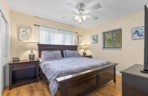 SAND CASTLE-Fun For Big Groups-Walk to Beach, Heated Pool, Lanai - Foto 20