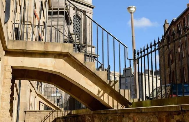 JOIVY Gorgeous Stockbridge Apt With Underground Parking - Foto 18