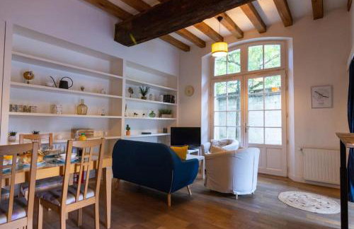 Maison au pied du Château-Cour-Proche Centre Ville - Foto 3
