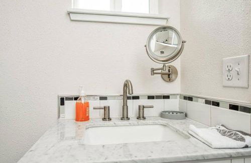 Totally New Awesome North Fresno Back Studio - Foto 15