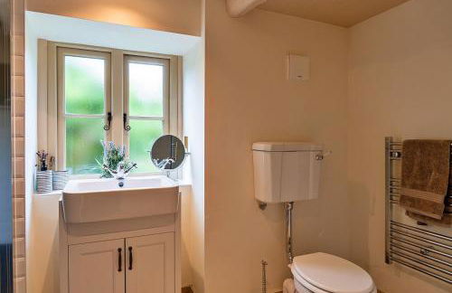 Finest Retreats - The Thatch at Winterborne Houghton - Photo 30