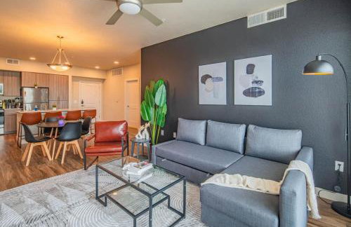 Trendy 2BD Gym Pool Parking WD Sleeps 8 - Foto 20
