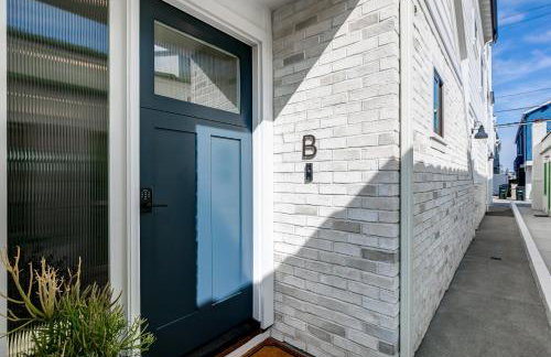 BRAND NEW Luxury 1 Bedroom Condo Steps from the Beach - Foto 25