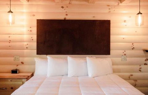 Skyview Treehouse by Amish Country Lodging - Photo 15